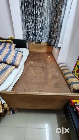 Olx deals bed single