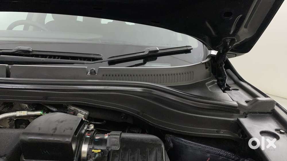 Mahindra Xuv700 2.2 Ax 5 Diesel At 7 Str, 2023, Diesel