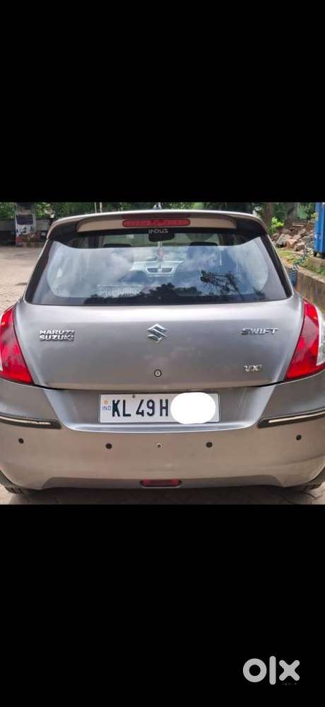 Maruti Suzuki Swift Vxi Optional, 2016, Petrol