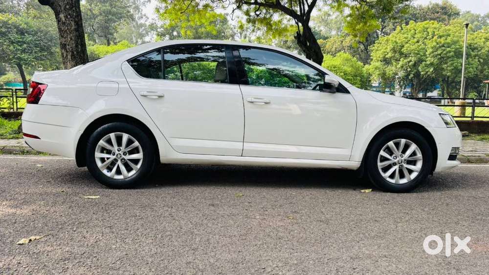 Skoda Octavia 1.8 Tsi At L K, 2017, Petrol