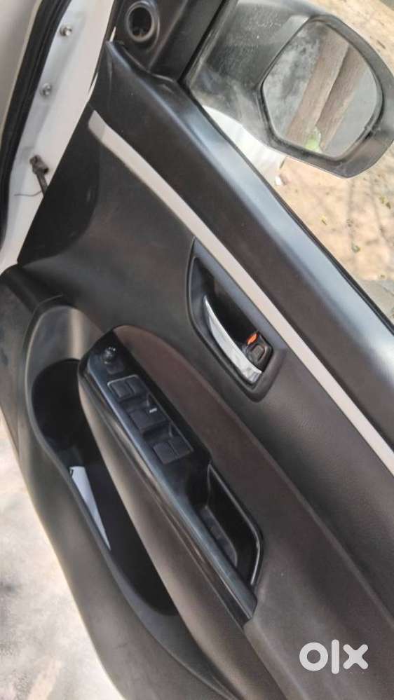 Maruti Suzuki Swift Dzire