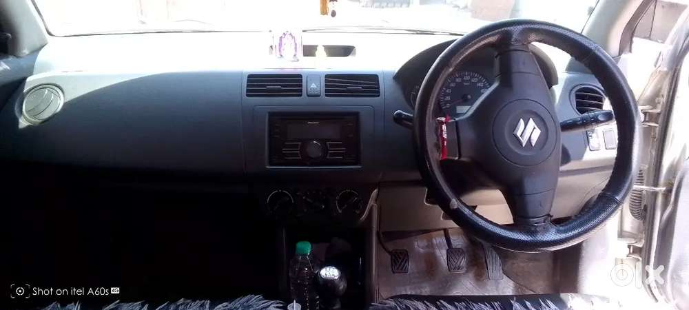 Maruti Suzuki Swift 2010 Cng & Hybrids 117181 Km Driven