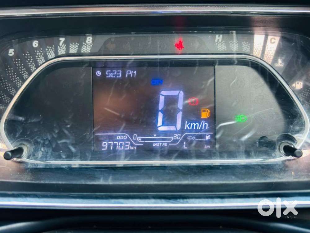 Tata Nexon 1.2 Revotron Xz Plus, 2022, Petrol