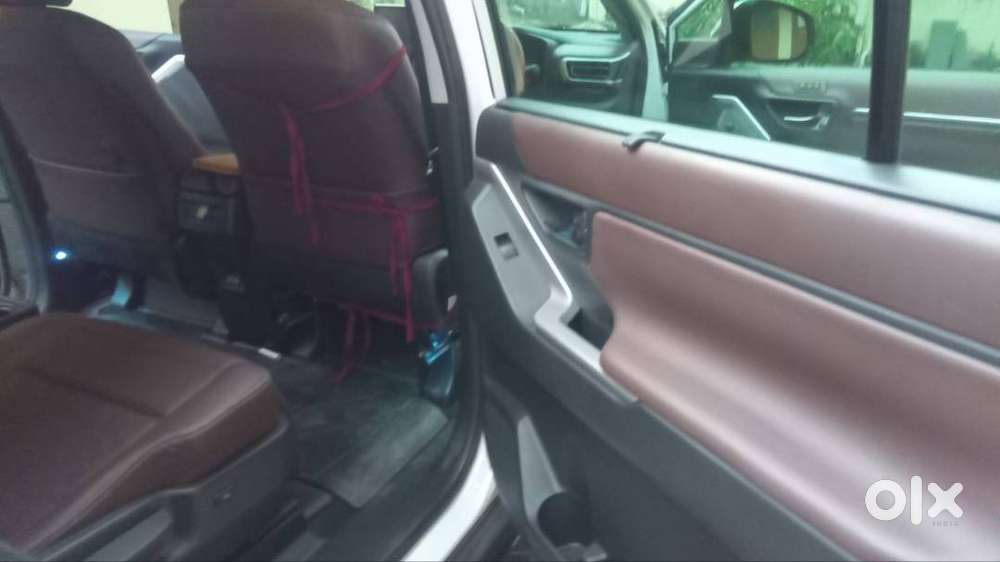 Innova Hycross Hybrid 7 Seater 3