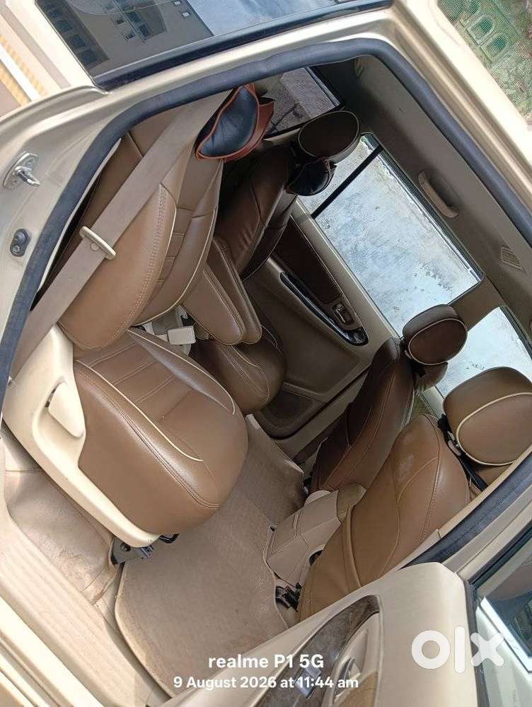 Toyota Innova 2.5 Z Diesel 7 Seater Bs Iv, 2014, Diesel