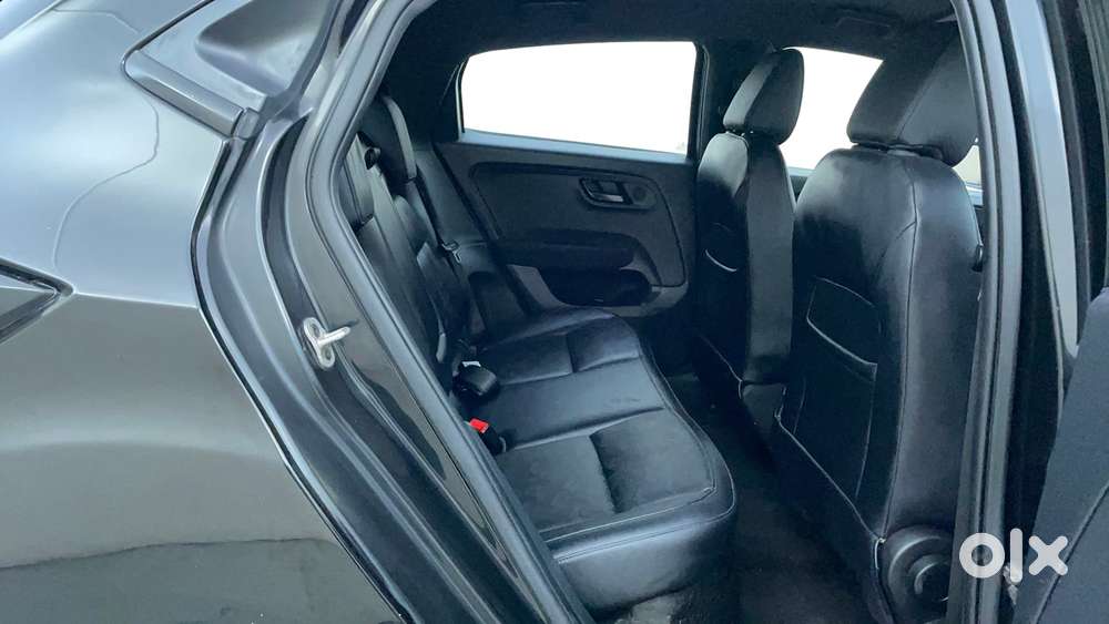 Tata Altroz 1.2 Xz Plus I-turbo Petrol Dark Edition, 2023, Petrol