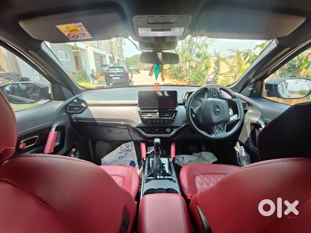 Tata Safari Red Dark Edition Xza+ Diesel Automatic