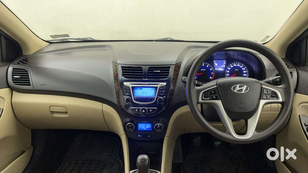 Hyundai Verna Fluidic 1.6 Vtvt Sx, 2014, Petrol