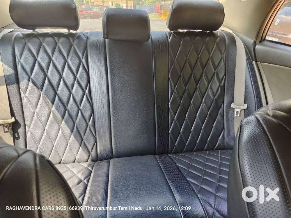 Toyota Corolla Altis 2010-2013 Diesel D4dj, 2011, Diesel