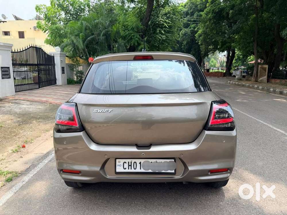 Maruti Suzuki Swift 1.2 Lxi (o), 2025, Petrol