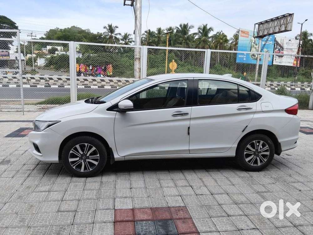 Honda City 1.5 V 5th Gen I-vtec Mt, 2022, Petrol