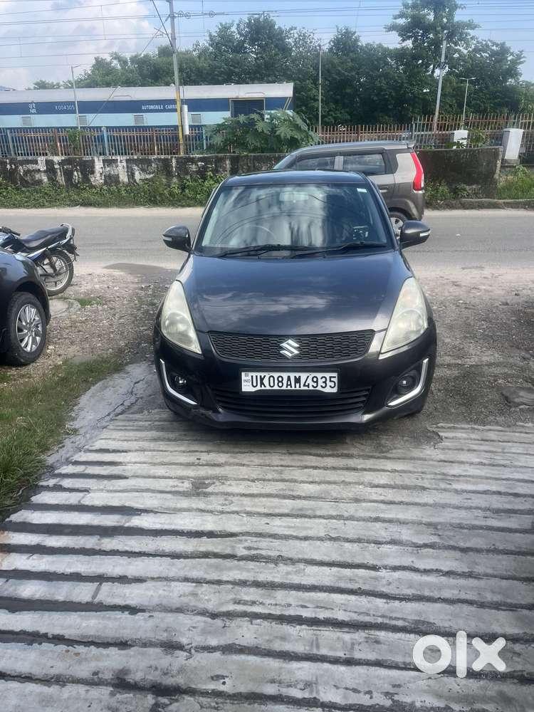Maruti Suzuki Swift Vxi Optional, 2016, Petrol