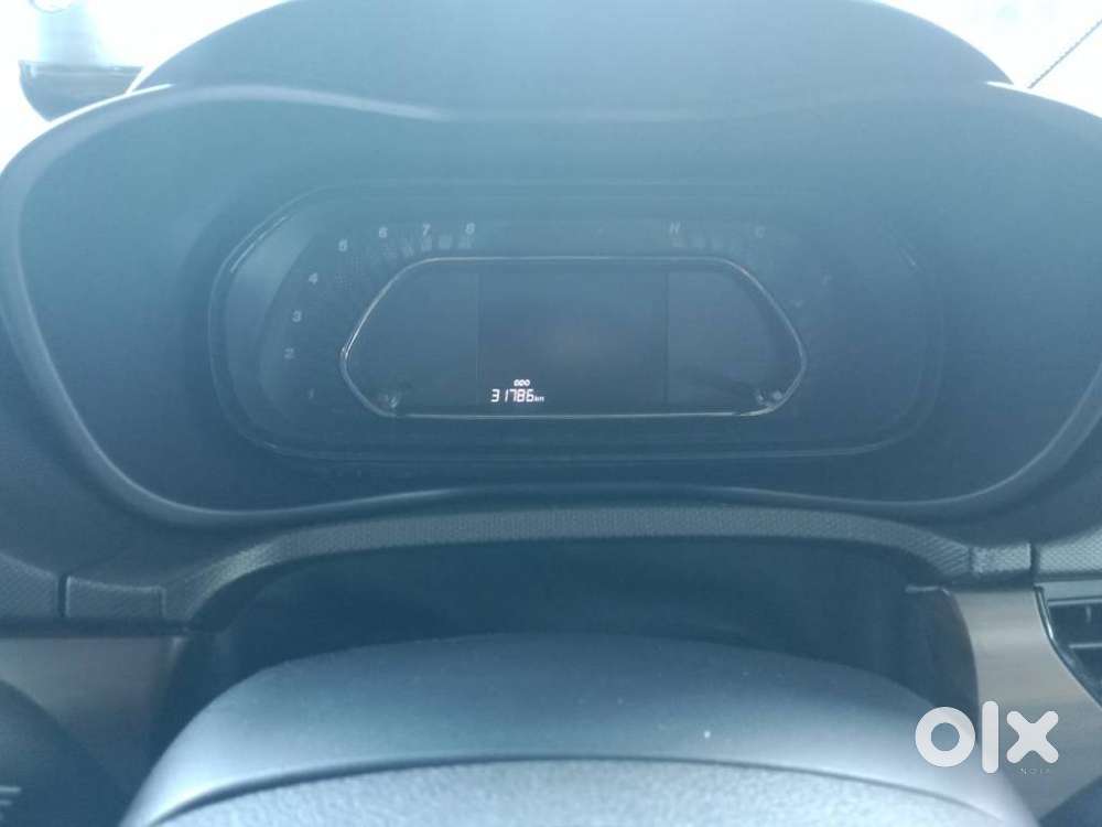 Tata Nexon 1.2 Revotron Xza Plus (o) Amt, 2022, Petrol