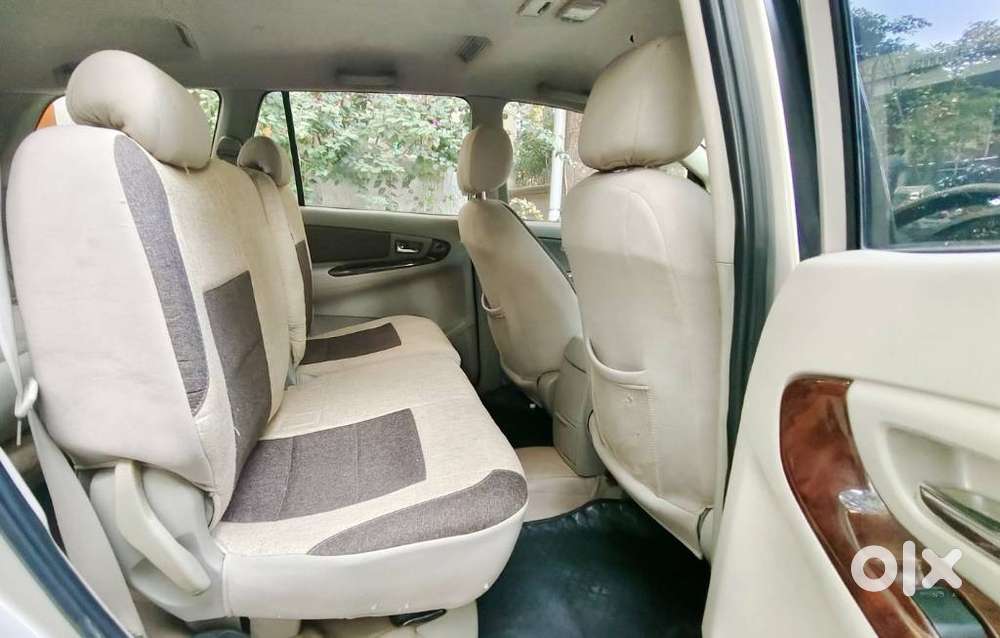 Toyota Innova 2012-2013 2.5 Vx (diesel) 8 Seater Bs Iv, 2012, Diesel