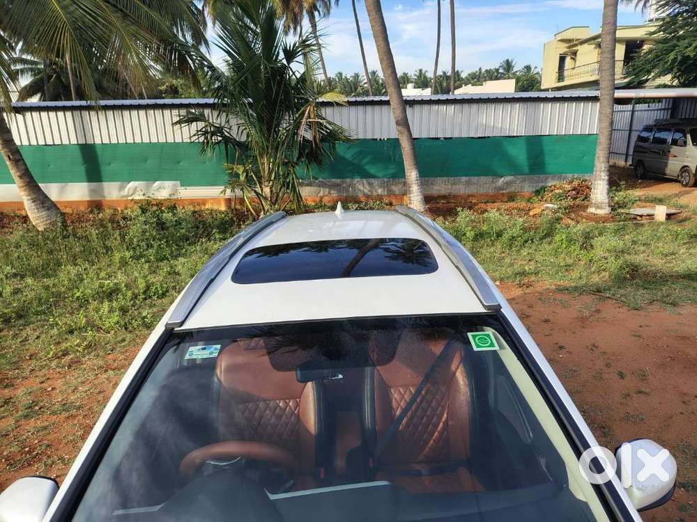 Topend Wr-v 2022 Petrol Good Condition Sunroof Honda Model2022 White