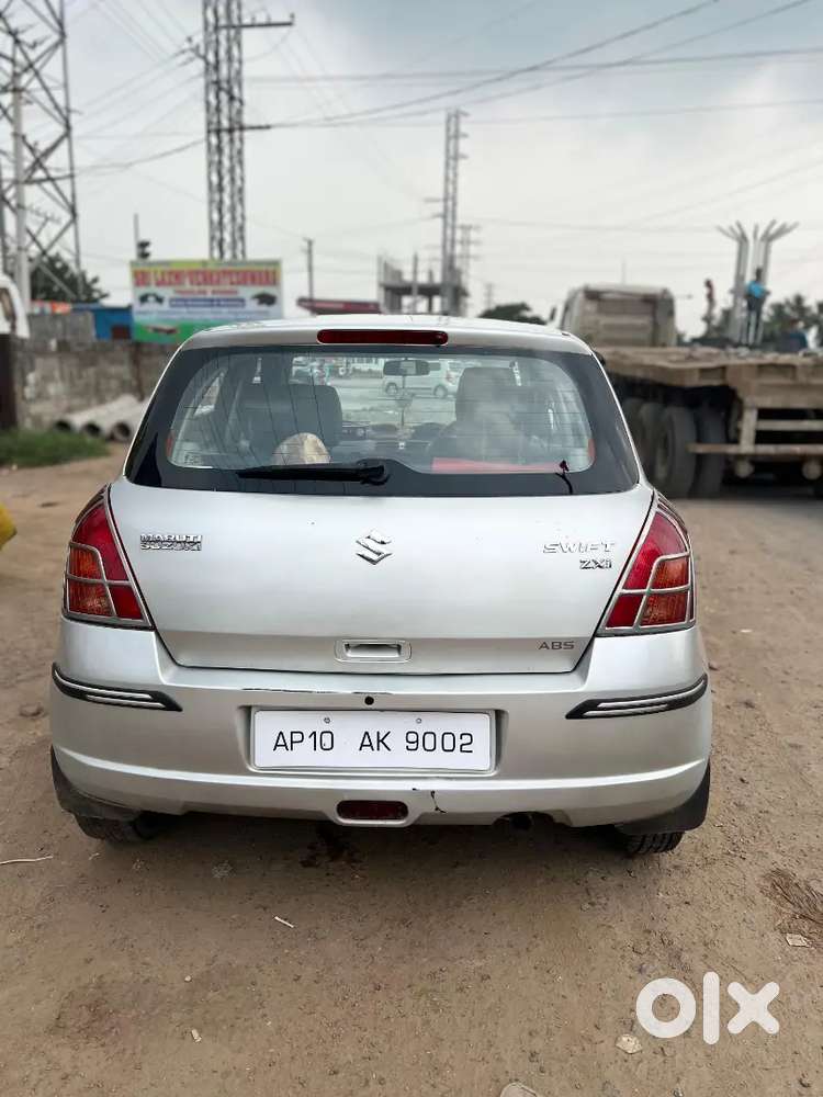 Maruti Suzuki Swift 2007 Petrol 76000 Km Driven