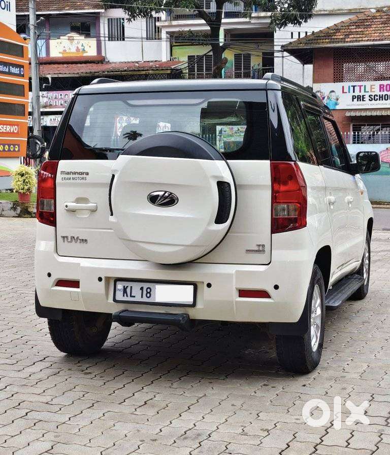 Mahindra Tuv 300 Mhawk100 T8 Amt, 2017, Diesel