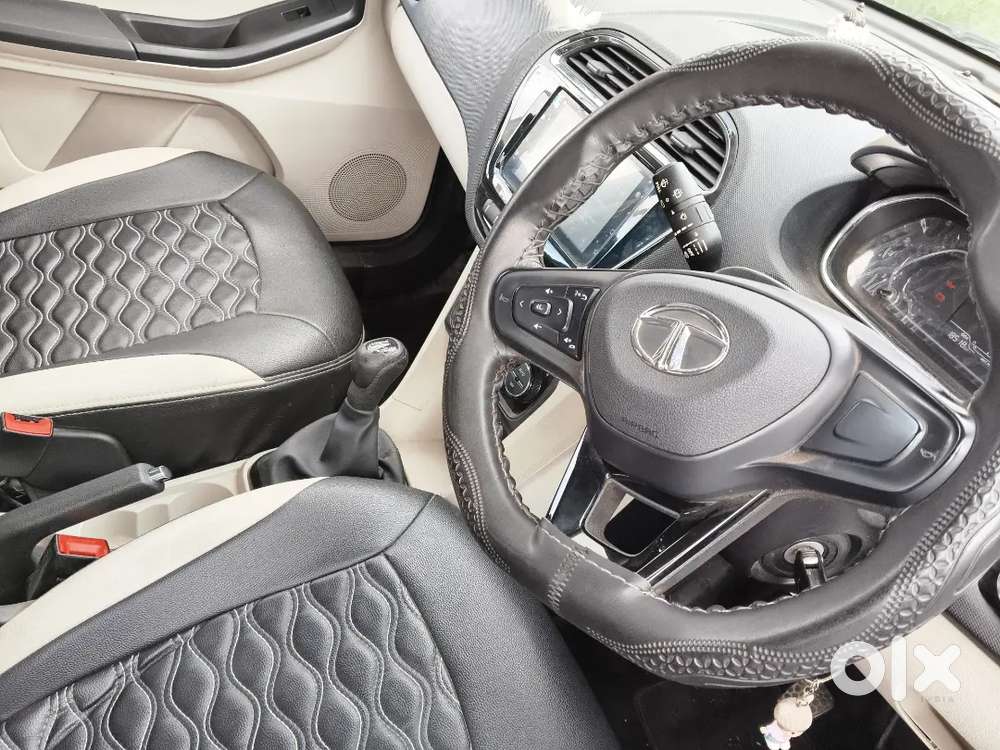 Tata Tiago 1.2 Revotron Petrol 2022
