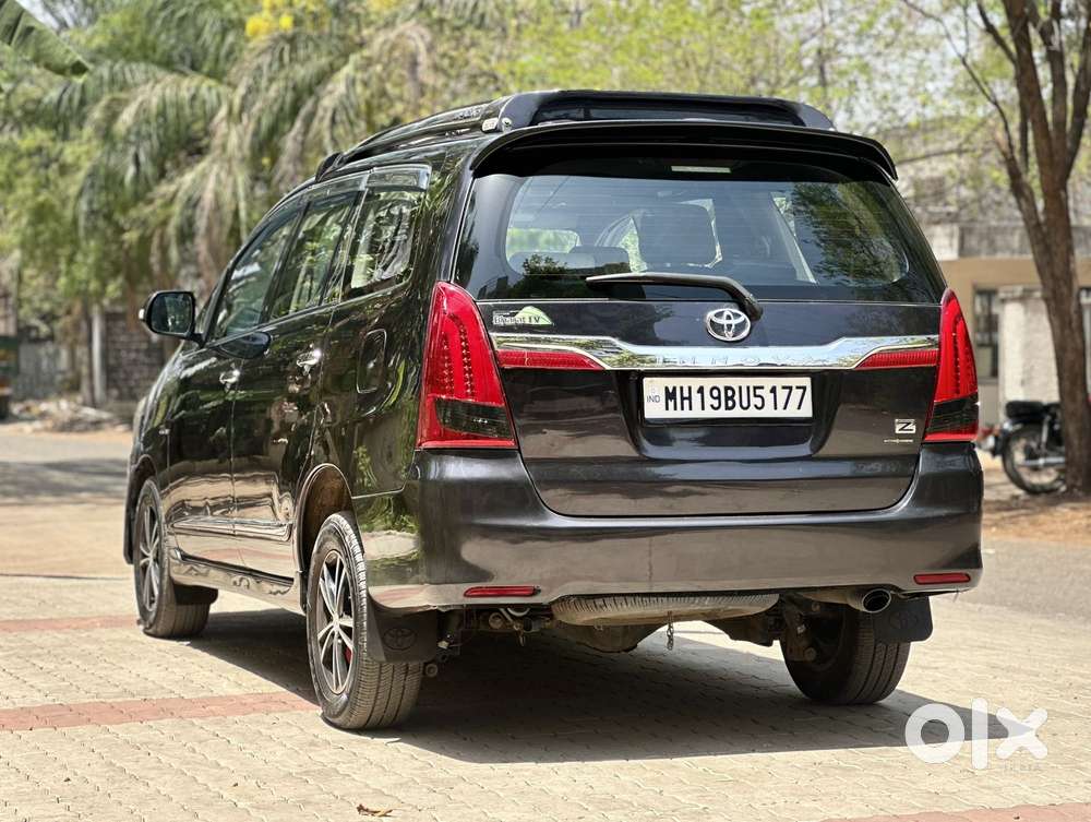 Toyota Innova 2.5 Z Diesel 7 Seater Bs Iv, 2014, Diesel