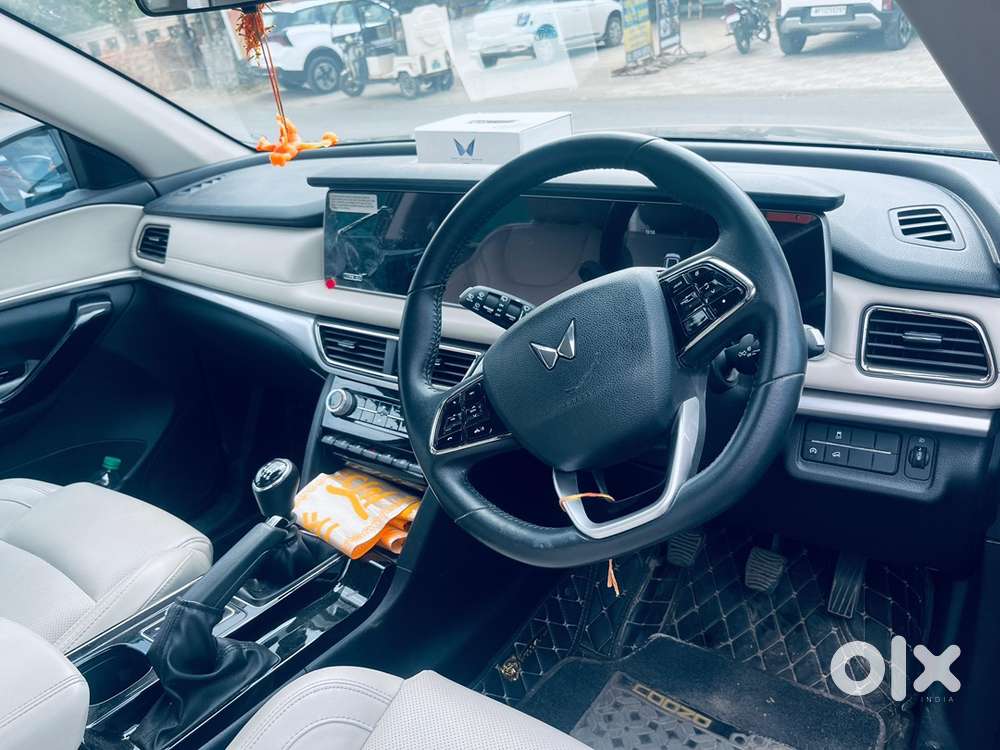 Mahindra Xuv700 Diesel 2024