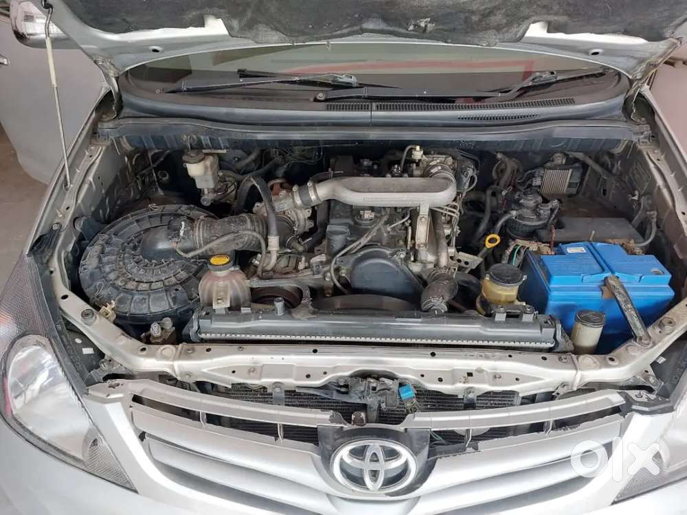 Toyota Innova 2011 Diesel Well Maintained
