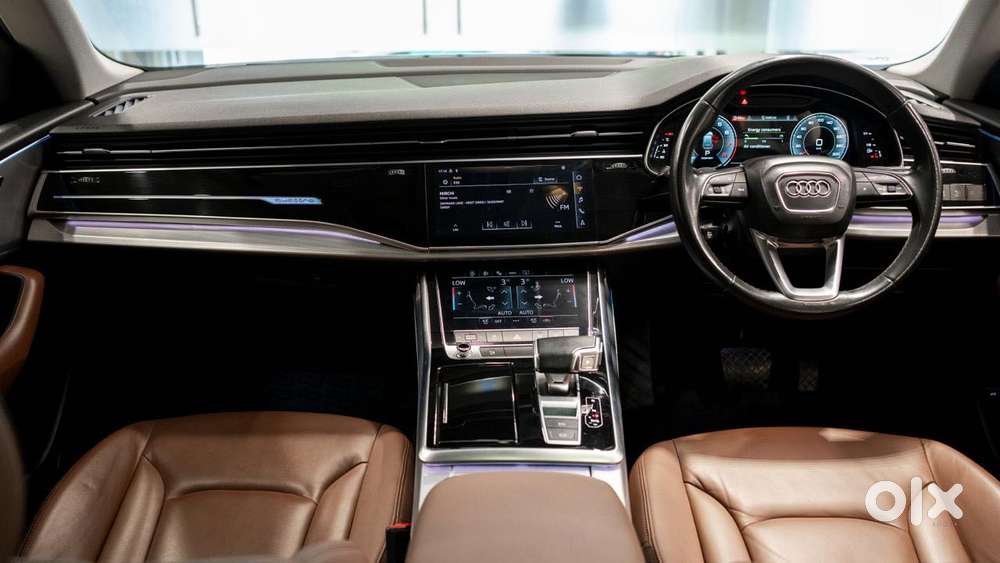 Audi Q8 Limited Edition, 2022, Petrol