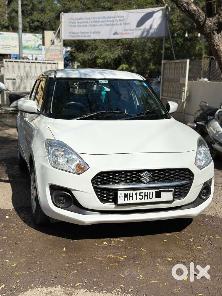Maruti Suzuki Swift Vxi + Manual, 2022, Petrol