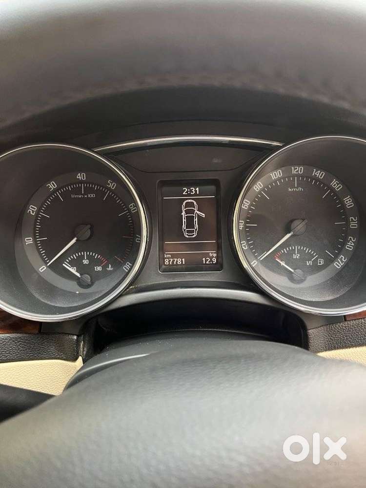 Skoda Superb 1.8 Elegance Tsi At, 2015, Petrol