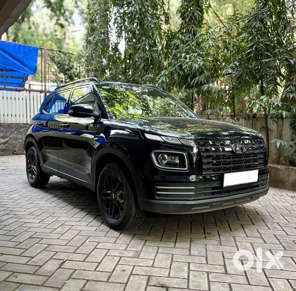 Hyundai Venue Sx(o) 1.0 Turbo Dct Knight Edition Dual Tone, 2023, Pe..