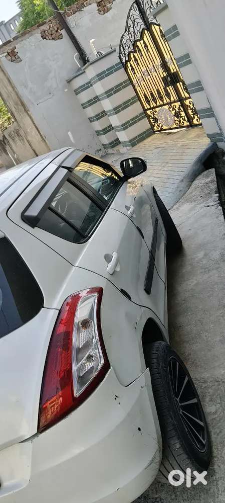 Maruti Suzuki Swift 2012
