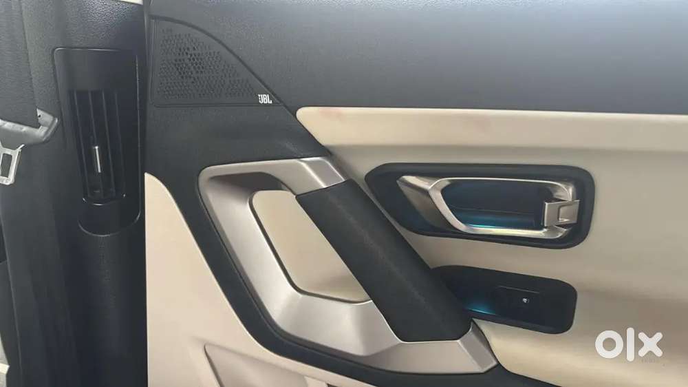 Top End Model 43000 Km Safari Car For Sale