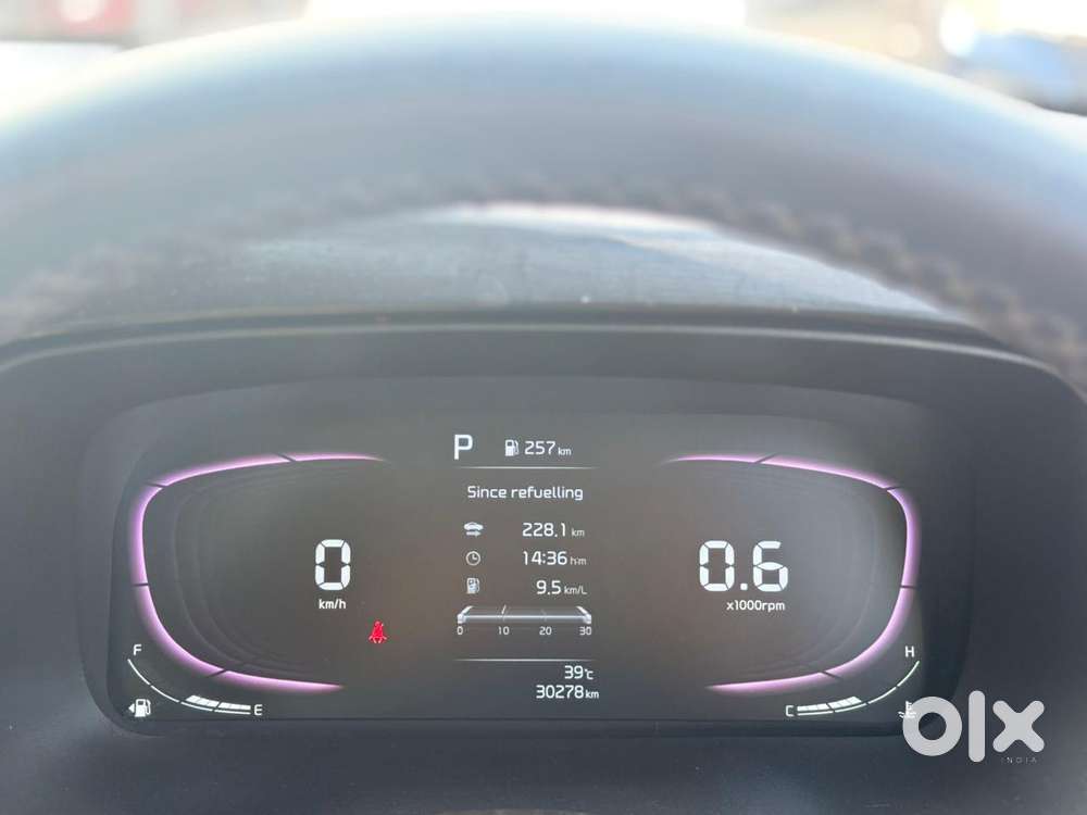 Kia Carens 1.5 Luxury Plus Diesel At 6 Str, 2022, Diesel