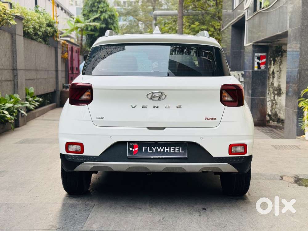 Hyundai Venue Sx Plus Turbo Dct, 2022, Petrol