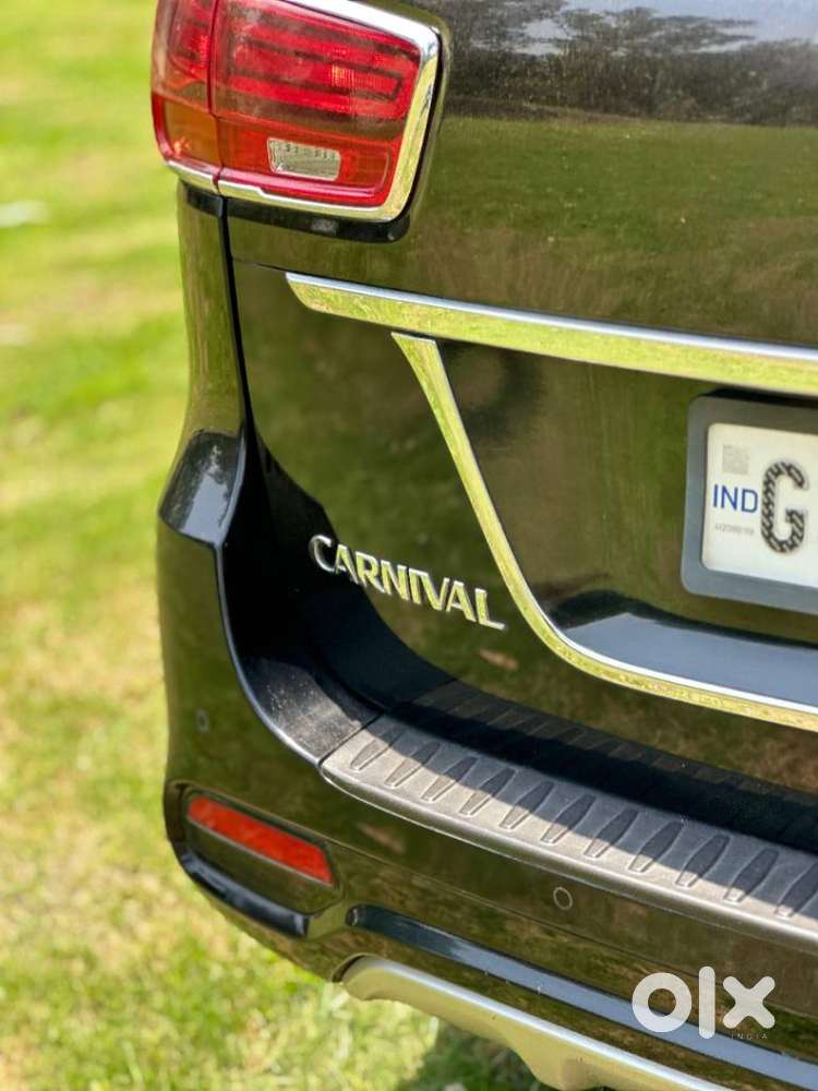 Kia Carnival Premium, 2021, Diesel