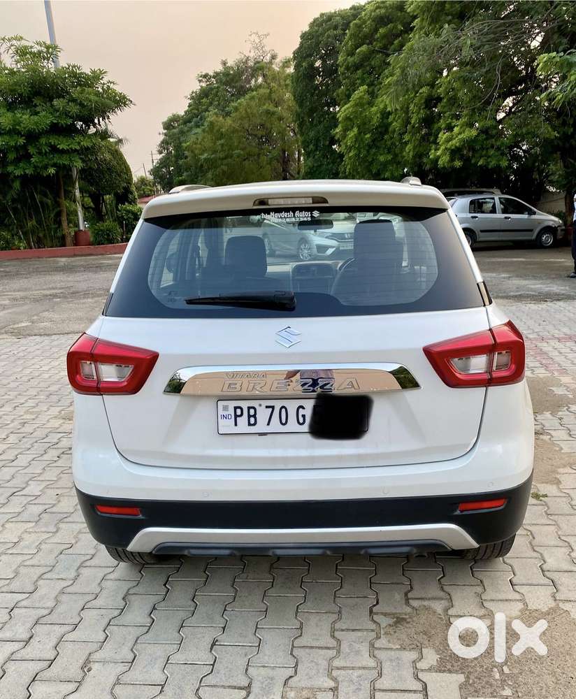 Maruti Suzuki Vitara Brezza Zxi + Mt, 2021, Petrol