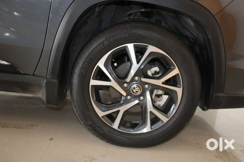 Toyota Urban Cruiser Hyryder 1.5 V Neo Drive, 2024, Petrol
