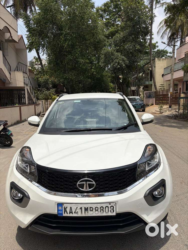 Tata Nexon 1.2 Revotron Xza Plus (o) Amt, 2018, Petrol