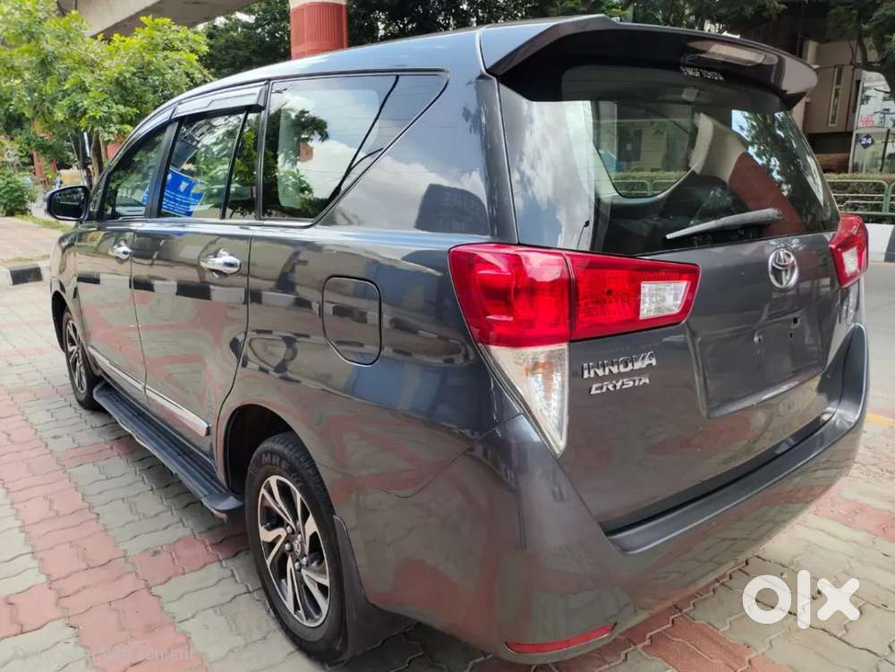 Toyota Innova Crysta [2020-ongoing] 2.4 Vx 7 Str, 2018, Diesel