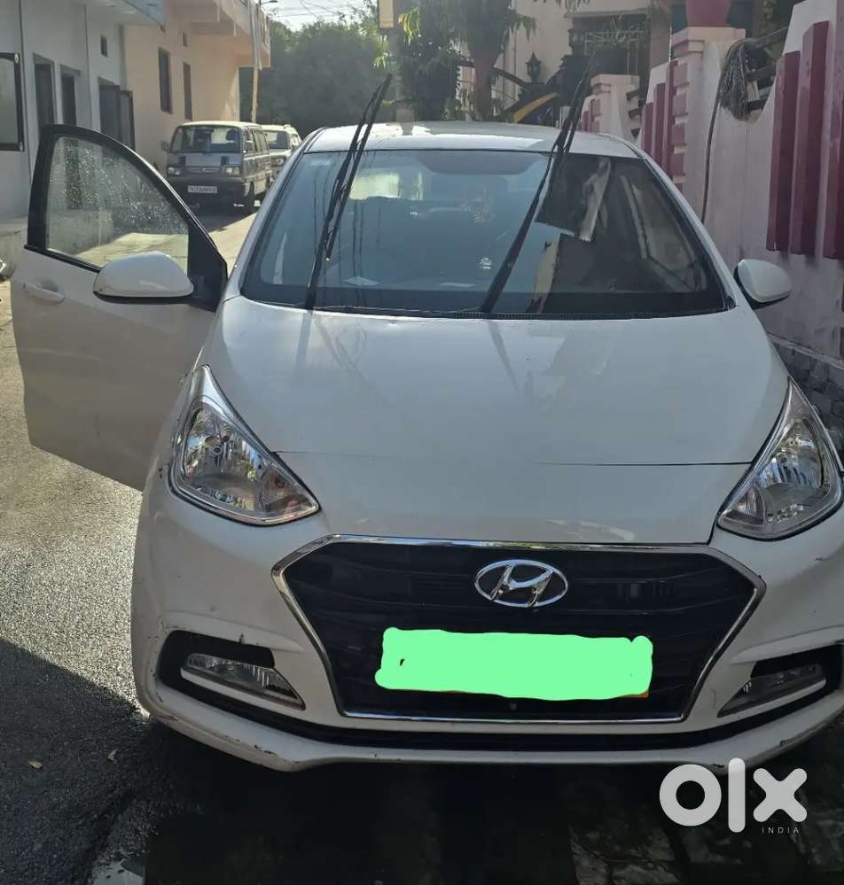 Hyundai Xcent Diesel 2018 Variant
