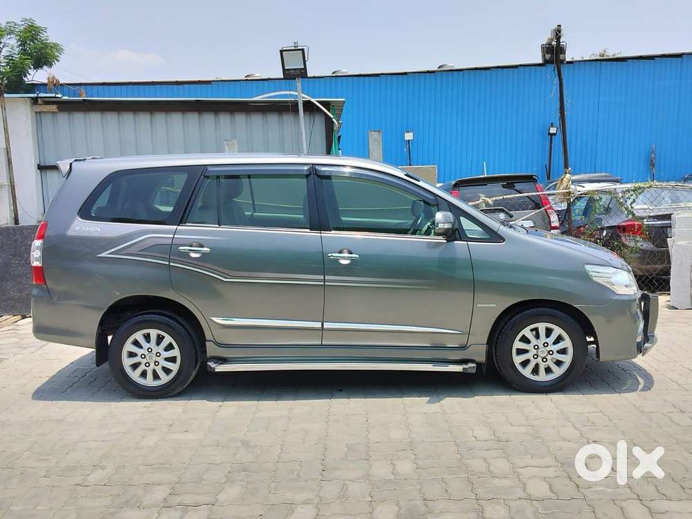 Toyota Innova 2.5 Zx 7 Str Bs-iv, 2014, Diesel