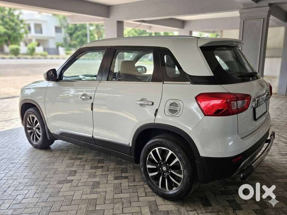 Maruti Suzuki Brezza 1.5 Zxi Plus Smart Hybrid, 2022, Petrol