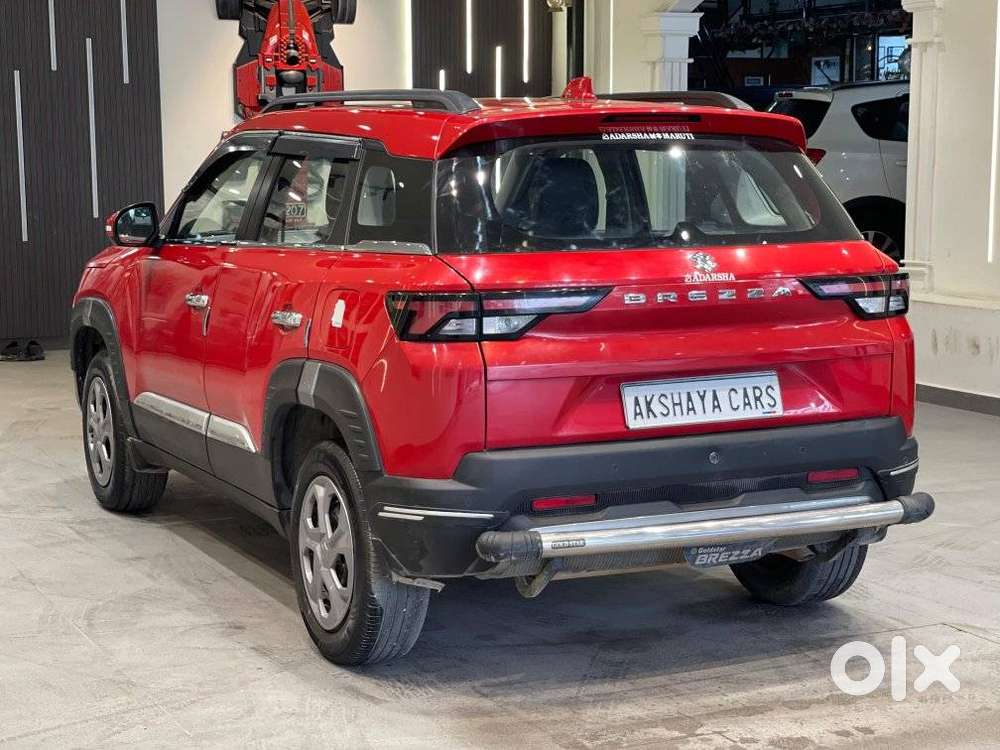 Maruti Suzuki Brezza 1.5 Lxi Smart Hybrid, 2024, Petrol