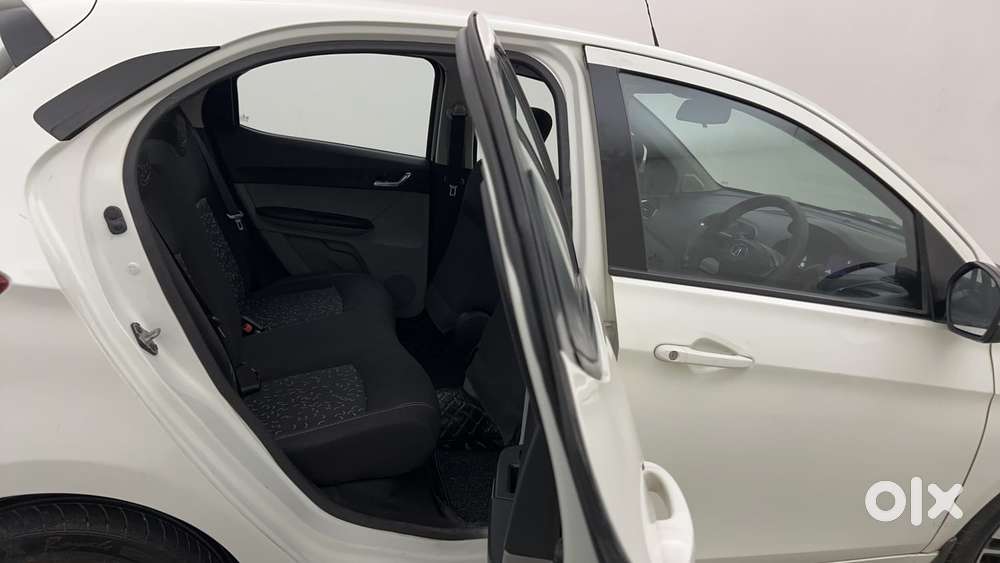 Tata Tiago 1.2 Revotron Xz Plus, 2020, Petrol