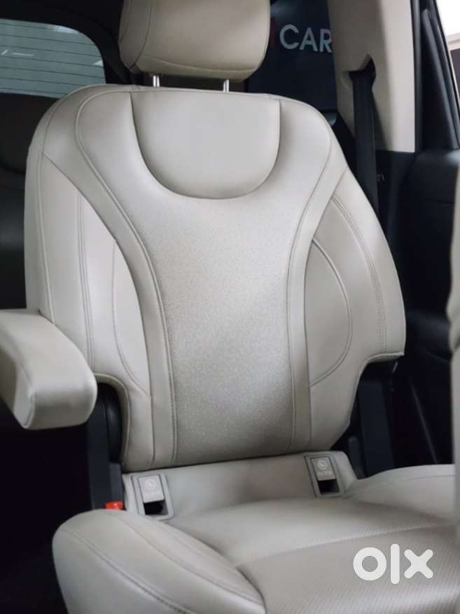 Mahindra Xuv700 Ax7l 6 Str At, 2024, Diesel