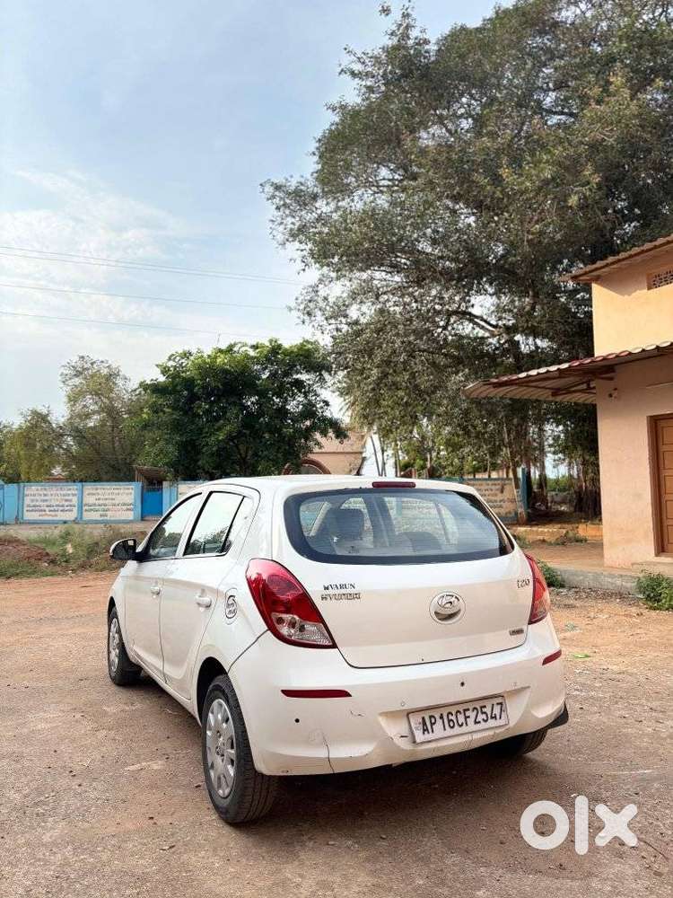 Hyundai I20 2010-2012 1.4 Crdi Magna, 2012, Petrol