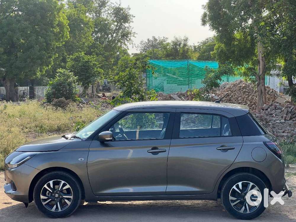 Maruti Suzuki Swift Lxi Optional-o, 2025, Petrol