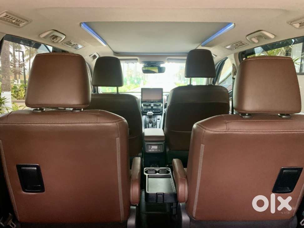 Toyota Innova Hycross 2.0 Zx (o) Hybrid 7 Str, 2025, Cng & Hybrids