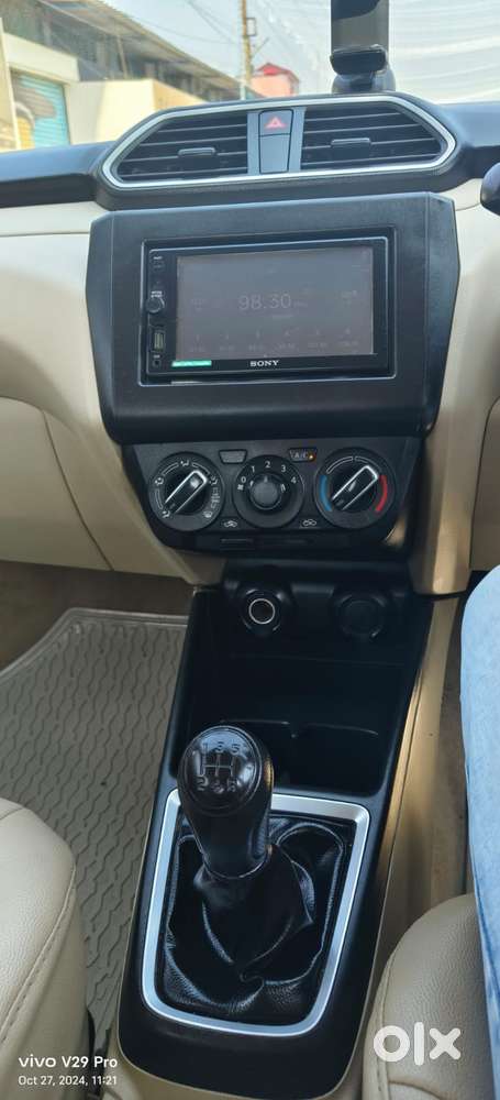 Maruti Suzuki Swift Dzire 1.2 Lxi Bsiv, 2018, Petrol