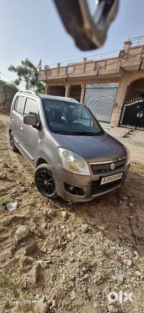 Mere Ko New Car Leni H Isliye Sell Kar Rha Hu