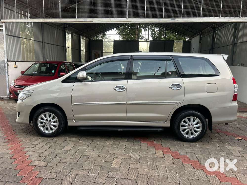 Toyota Innova 2.5 Vx 7 Str, 2012, Diesel